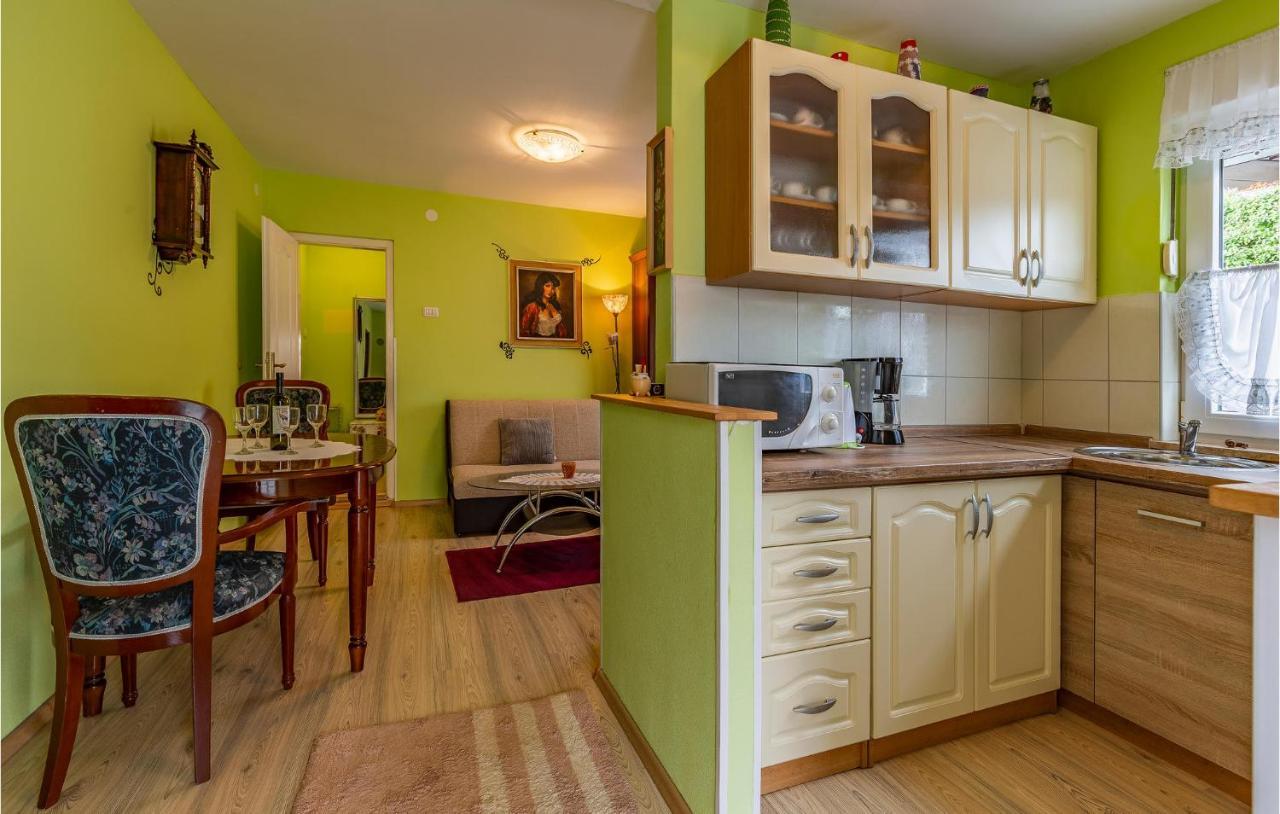 Nice Apartment In Premantura With Wifi المظهر الخارجي الصورة
