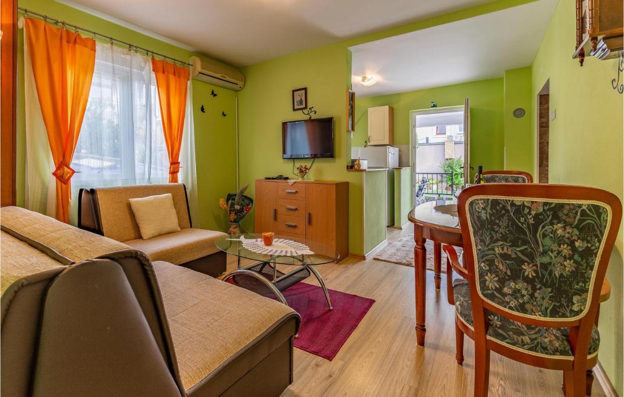 Nice Apartment In Premantura With Wifi المظهر الخارجي الصورة